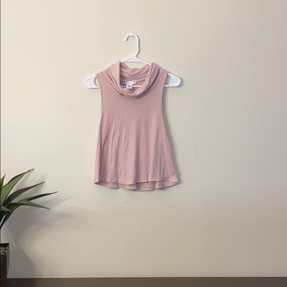 Urban Outfitters “crop” Top